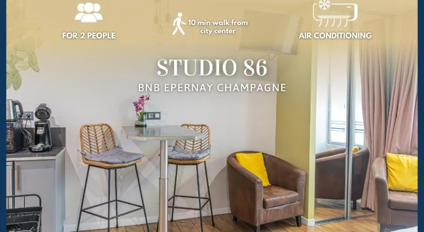 BnB Epernay   Studio 86   Votre Nid Douillet pour Deux à Épernay - Image 1