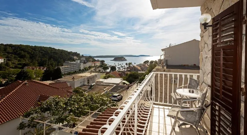 Balic Apartments - ZF Hvar - Image 1
