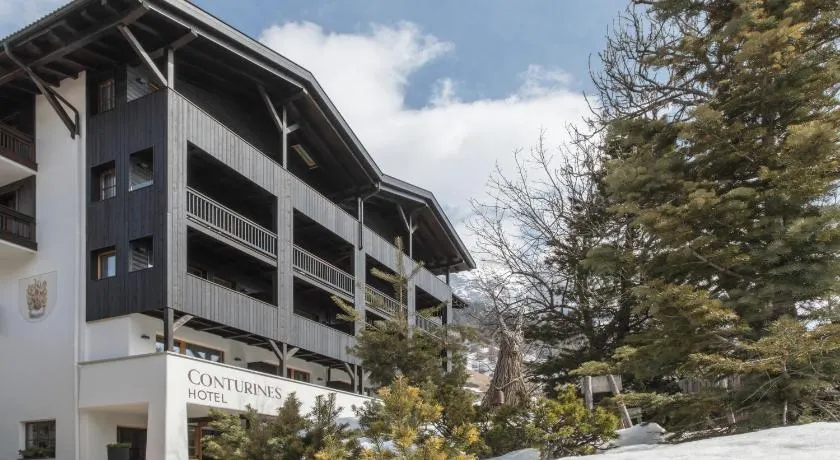 Hotel Conturines - Image 1