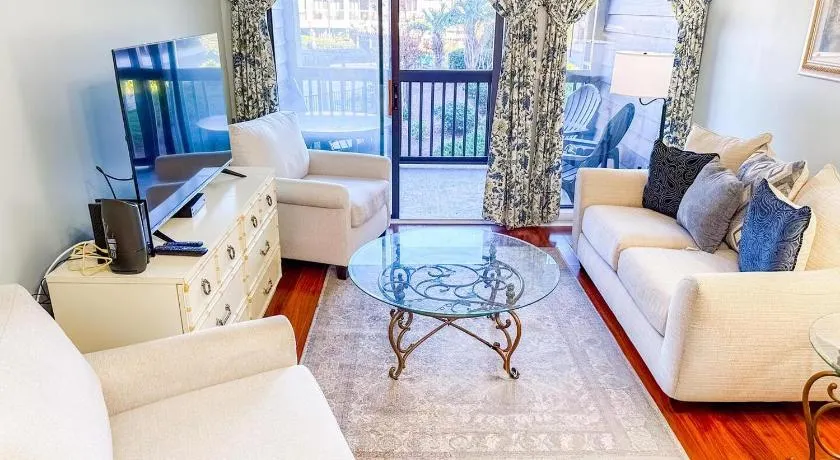 Tilghman Beach & Racquet 367 - Image 1