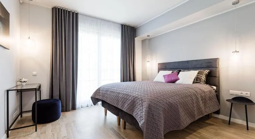 Central apartments, Quiet with Free Parking and AC. - Image 1