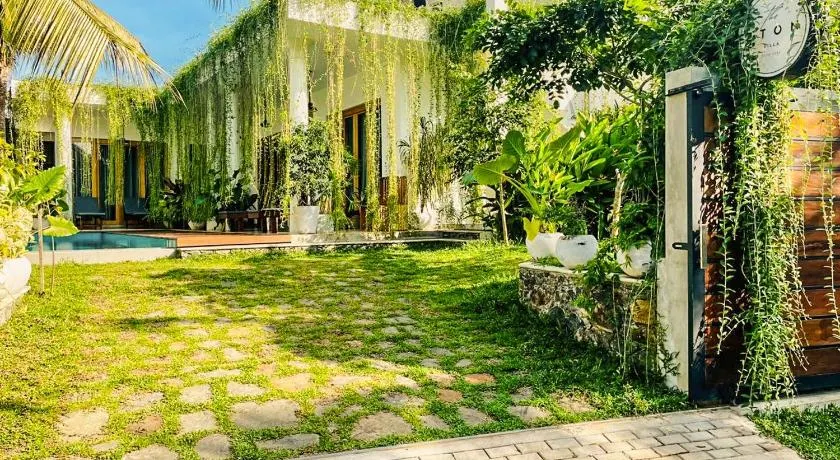 Eton Villa - Image 1