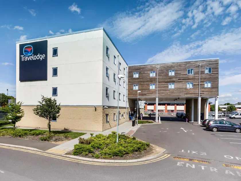 Travelodge Sunbury M3 - Image 1
