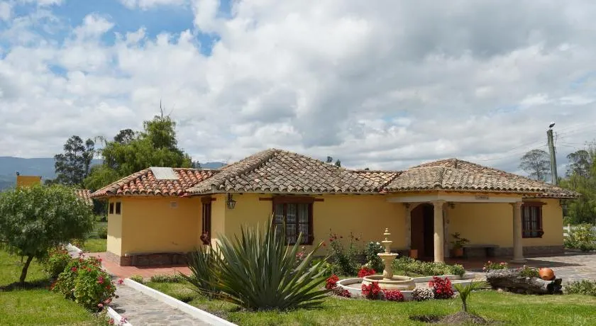 Hotel Campestre Casa La María - Image 1
