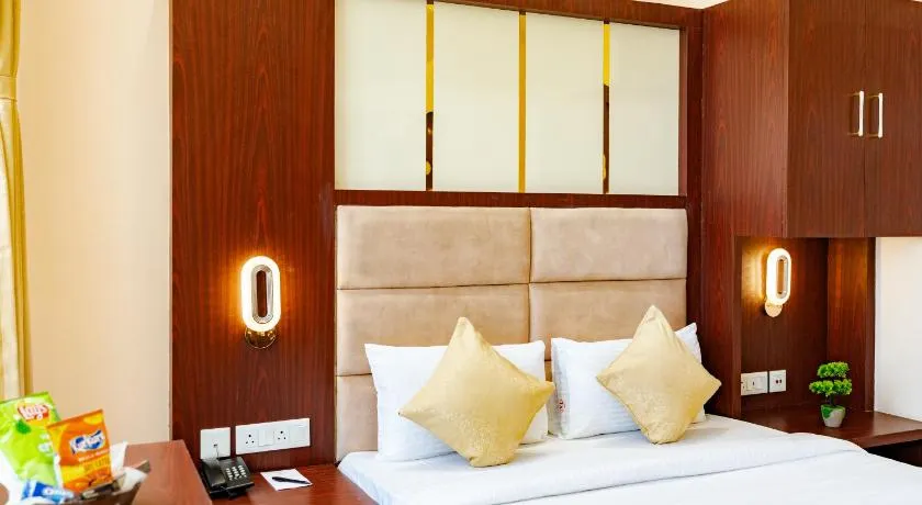 MISTWOOD Holidays & Resorts - Image 1
