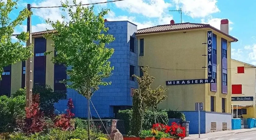 Hostal Mirasierra - Image 1