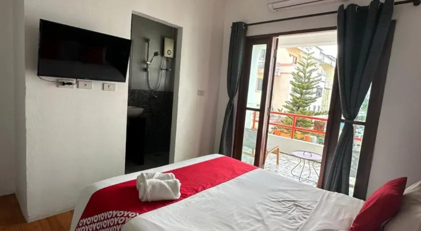 SK Poshtel phuket old town - Image 1