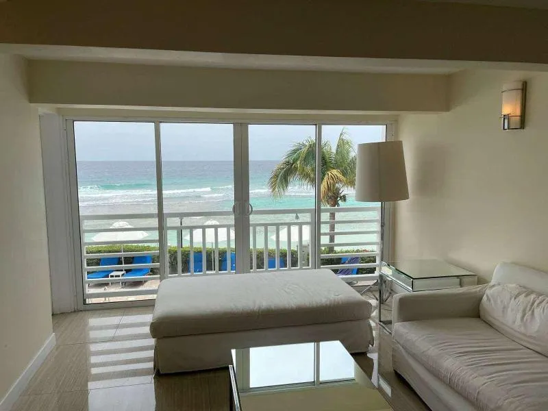 The Soco Hotel All-Inclusive - Image 1