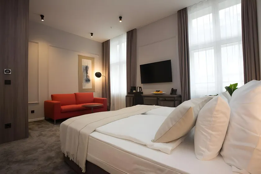 MANDA Heritage Hotel - Image 1