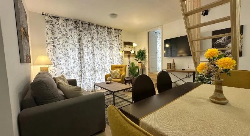 La Esperanza Apartaments - Image 1