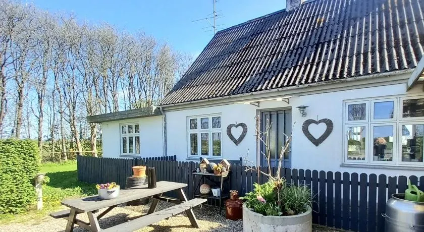 LilleLandsted - Image 1