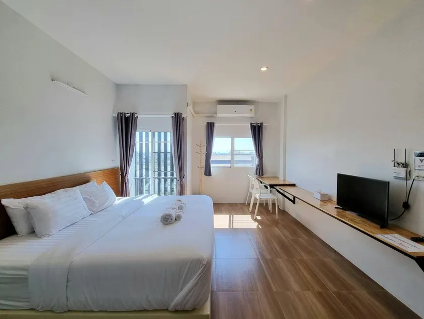 Kandanai Place - Image 1