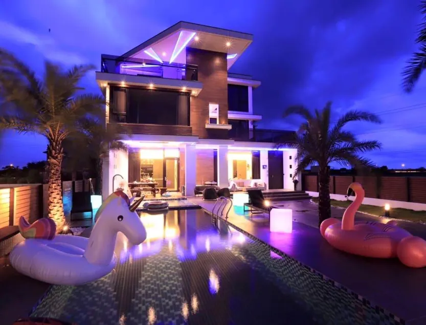 The One Villa - Image 1
