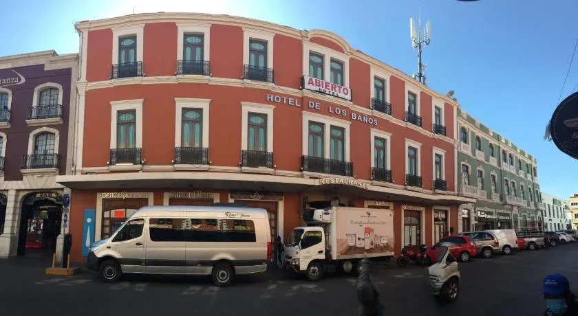Hotel de los baños - Image 1