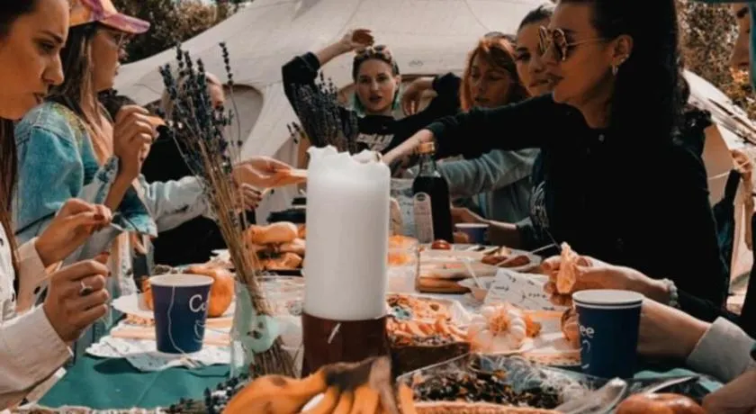 אוהל הזית - Image 1