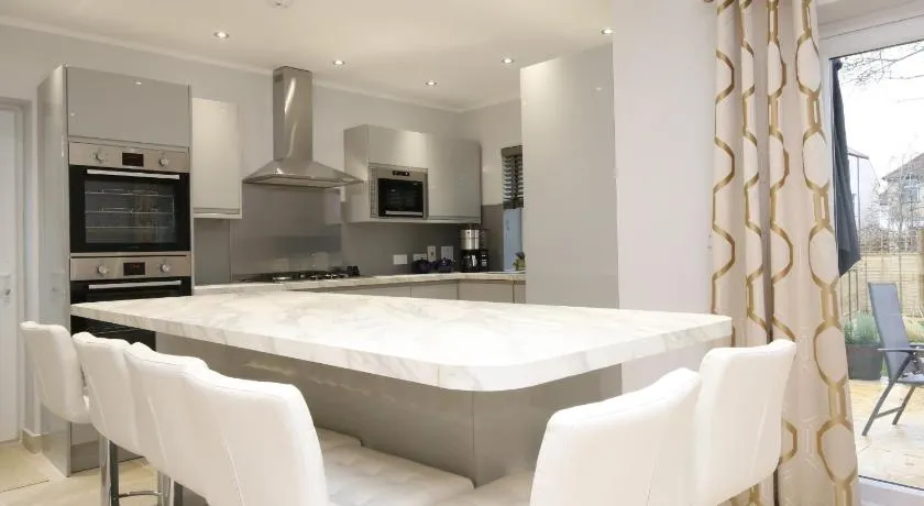 Oxford Collegiate Serviced Residence by AHG - Image 1