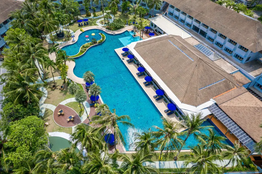 NH Boat Lagoon Phuket Resort - Image 1