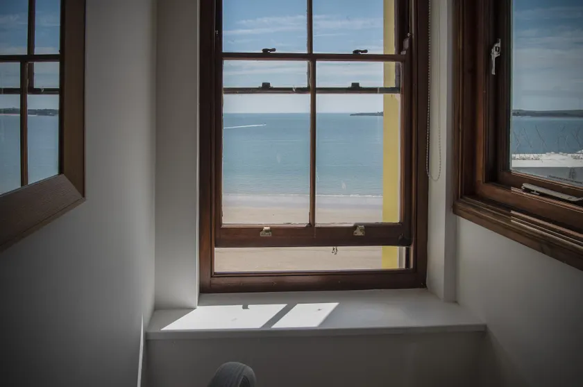 The Nest - 1 Bedroom Apartment - Tenby - Image 1