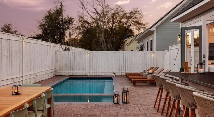 14BR Luxury Compound Private Pool Built-in spa - Image 1