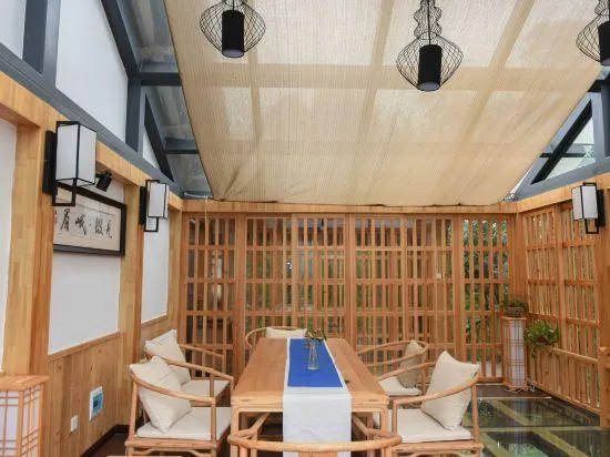 The Micro Hostel Mt. Emei - Image 1