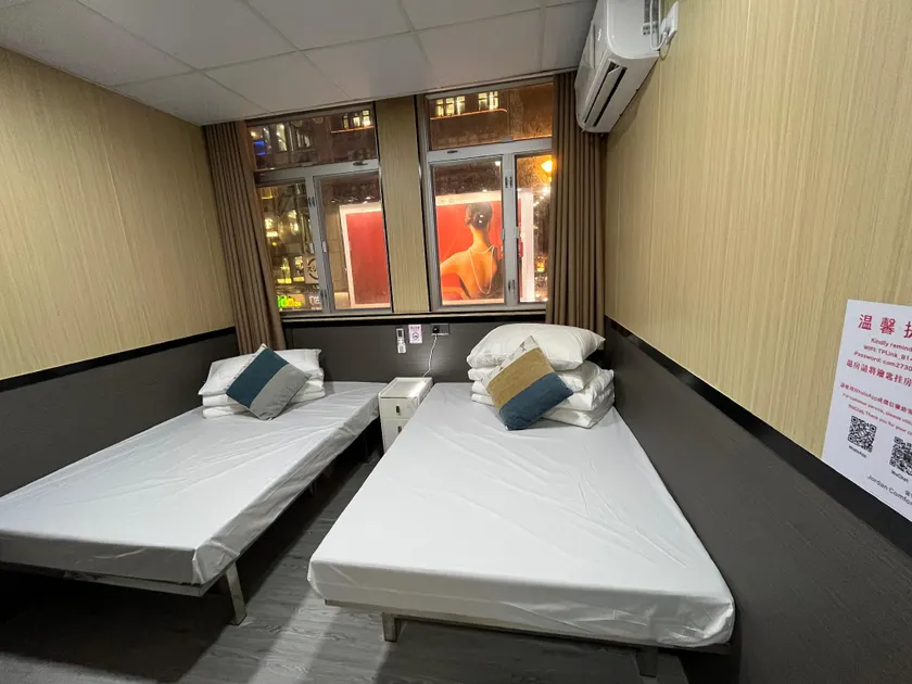 Jordan Comfort Inn - Image 1