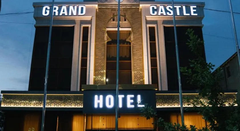 Grand Castle Hotel - Image 1