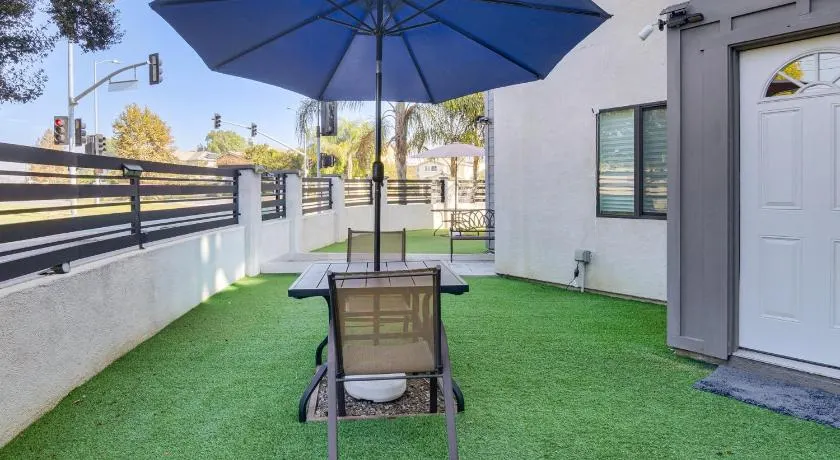 Luxury guest suite in Los Angeles - Image 1