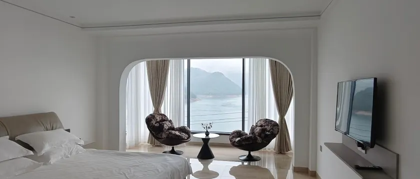 Quzhou Blue Water Hotel - Image 1