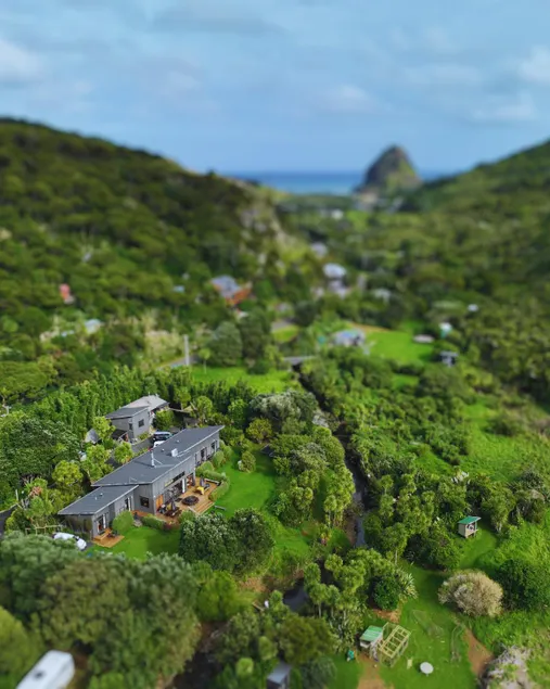 Piha Beachstay Accommodation - Image 1