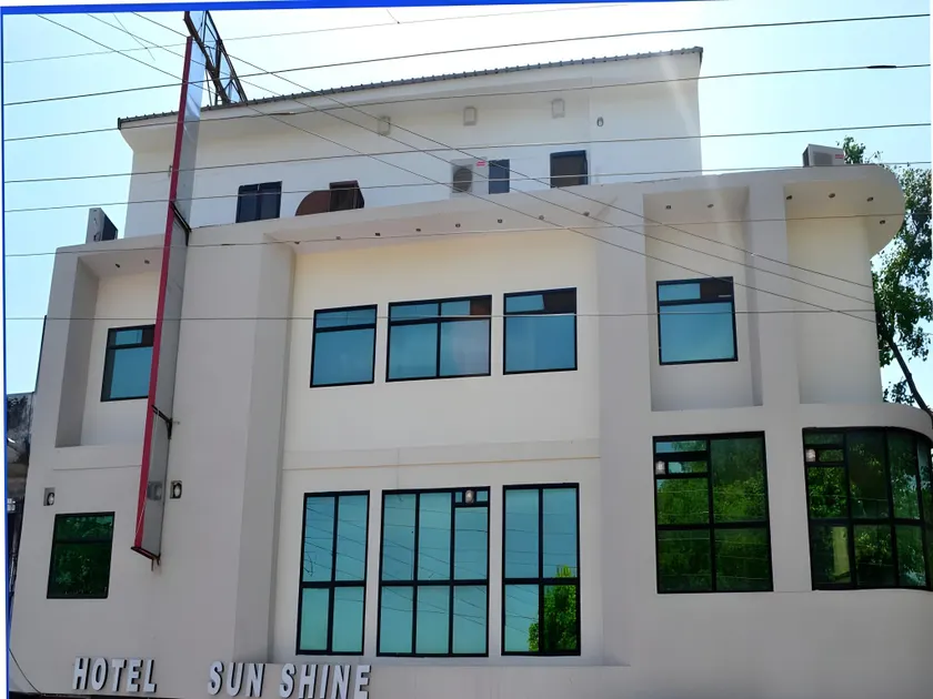 Hotel Sunshine - Image 1