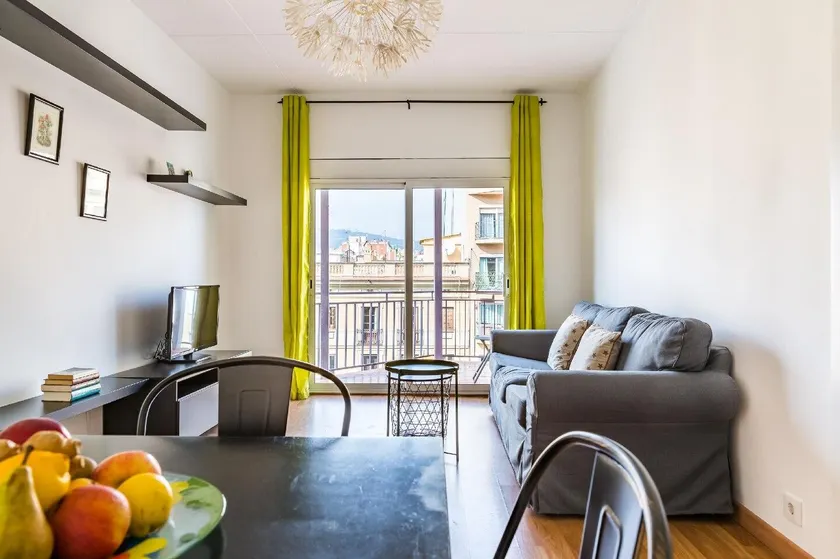 Joli appartement de 3 chambres avec une belle terrasse tout près de la Sagrada Familia - Image 1