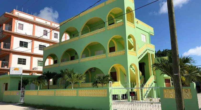 Panchos Villas - Image 1