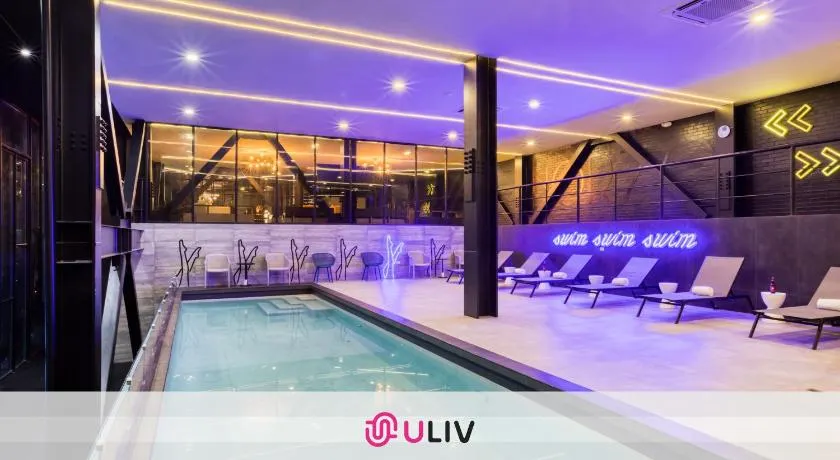 Downtown Designer Apartments by ULIV - Image 1