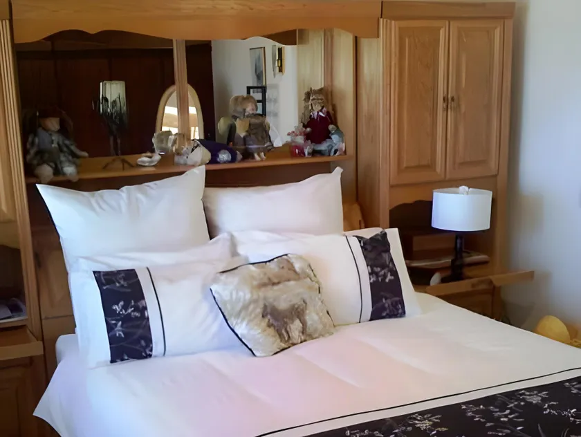 La-Peng Guest House - Image 1