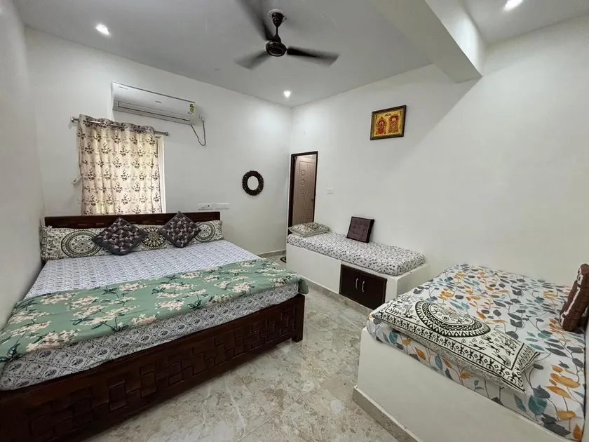 Annamaiah Guest House & Homestay - Tirupati - Home Food Service - Image 1
