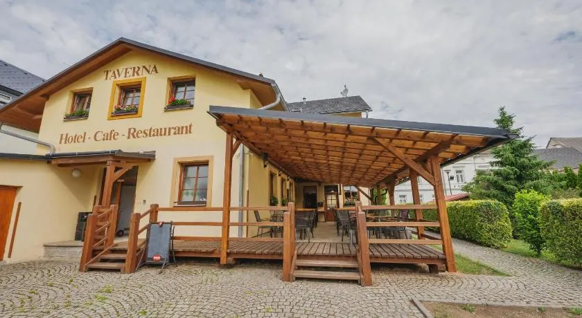 Hotel Taverna - Image 1