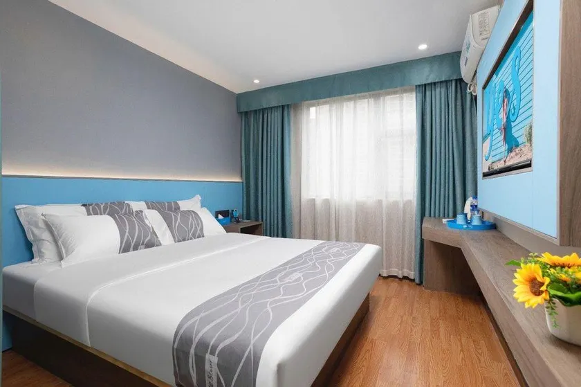 7 Days Inn (Yulin Bobai Jinxiu Plaza) - Image 1
