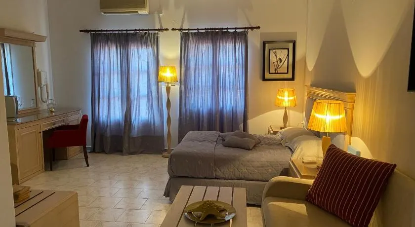 Arginonta Beach Apartments - Image 1