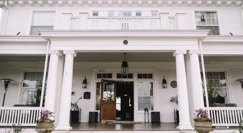 Pandora's Manor - Image 1