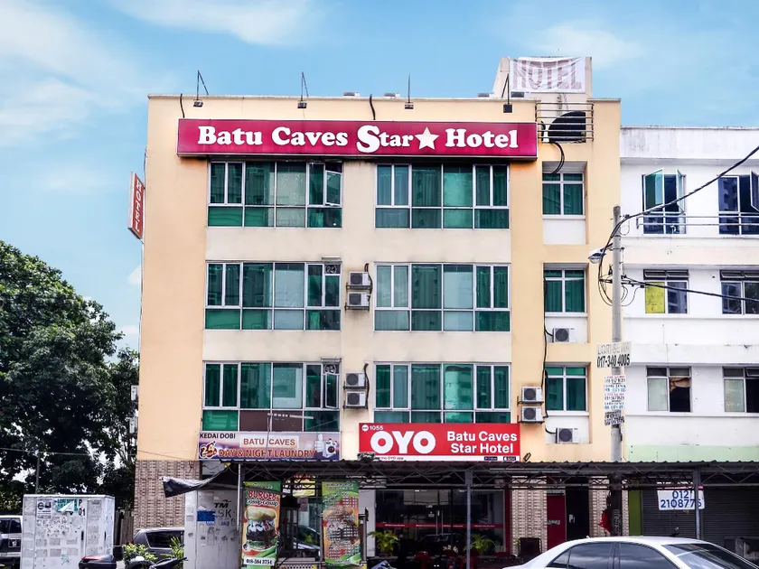 OYO 1055 Batu Caves Star Hotel - Image 1