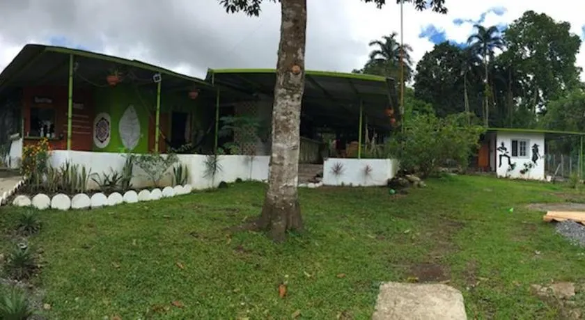 Soursop Hostel - Image 1