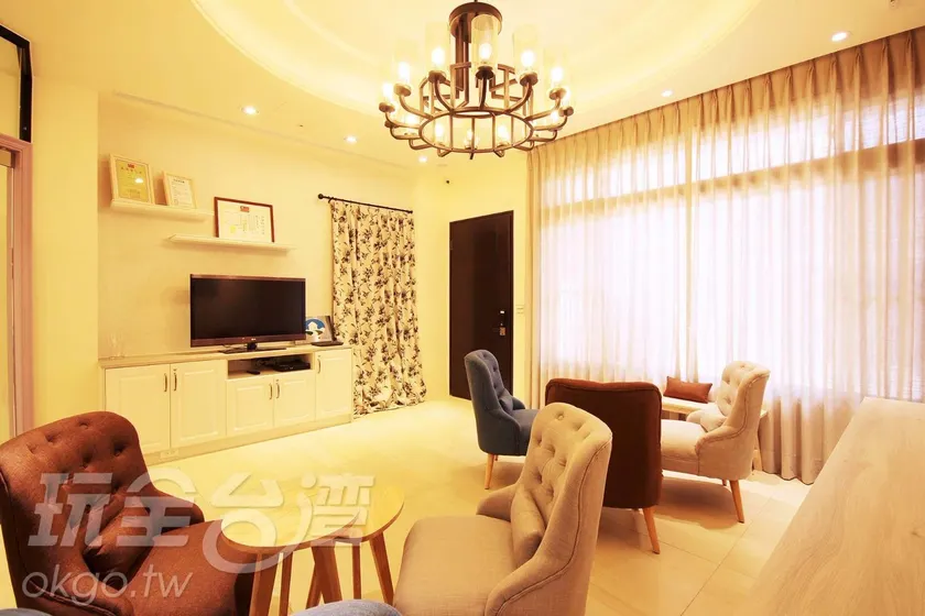 Wo Villa - Image 1