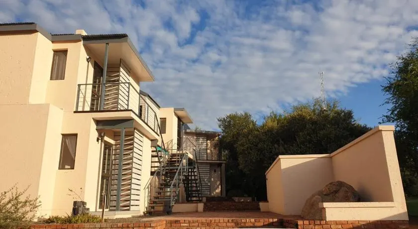 Vaal de Grace River Village - Image 1