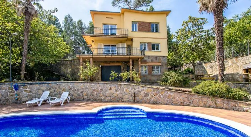 Kinderfreundliche Villa mit Garten, Grill und Terrasse | Haustiere erlaubt - Image 1
