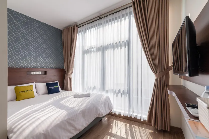 Urbanview Hotel Cengkareng Jakarta by RedDoorz - Image 1