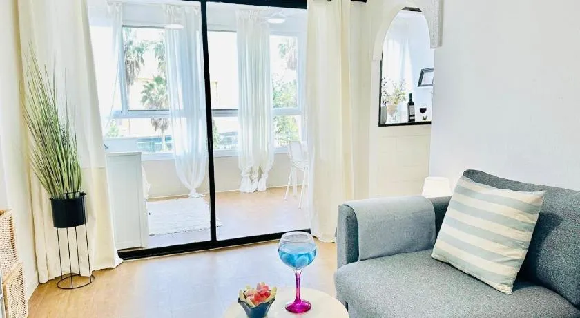 Estudio Pepa Luna Algarrobo Beach - Image 1