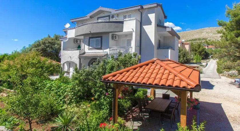Apartmani Vesna - Image 1