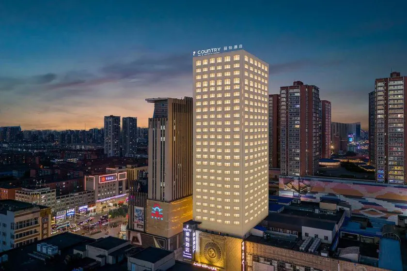Country Inn & Suites Shenyang Middle street the Plaace Museum. - Image 1