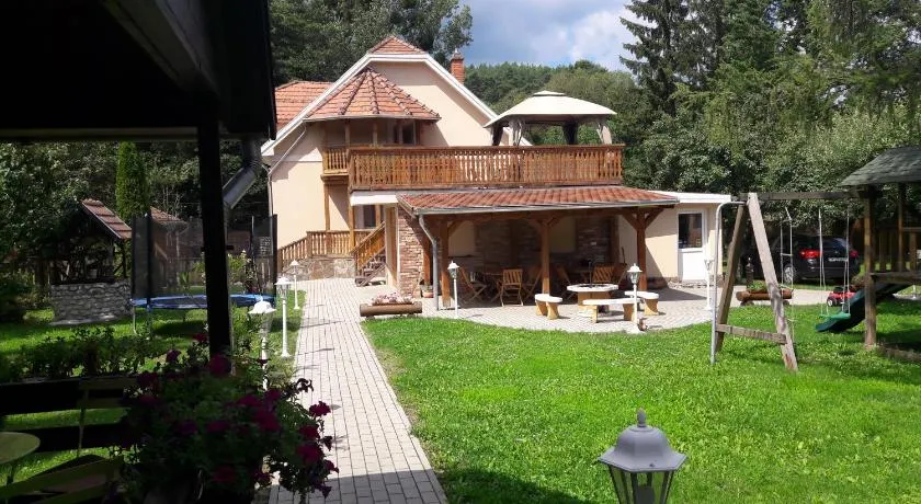 Szilvásvárad Camping & Apartman - Image 1