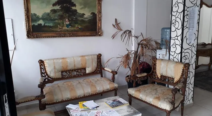 Lolo Hotel Boutique - Image 1